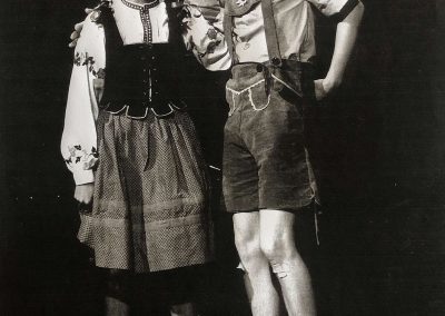 Rita Wolf and Garry Roost in HANSEL AND GRETEL by Vince Foxall, music by Colin Sell, directed by Jonathan Martin, 1985